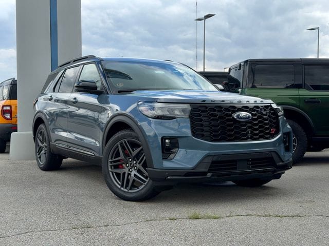 2026 Ford Explorer ST 4WD's photo