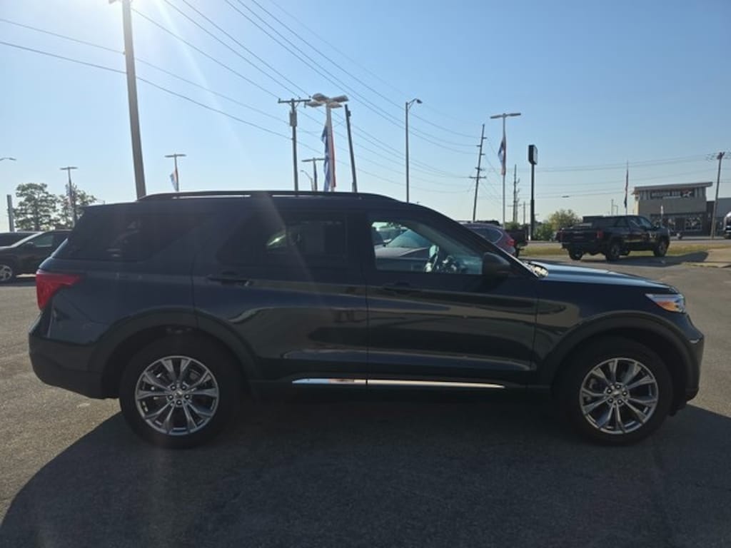 Used 2023 Ford Explorer XLT SUV
