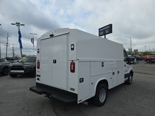 2024 Ford Transit photo 3
