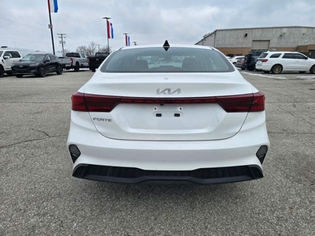Used 2023 Kia Forte LXS Sedan