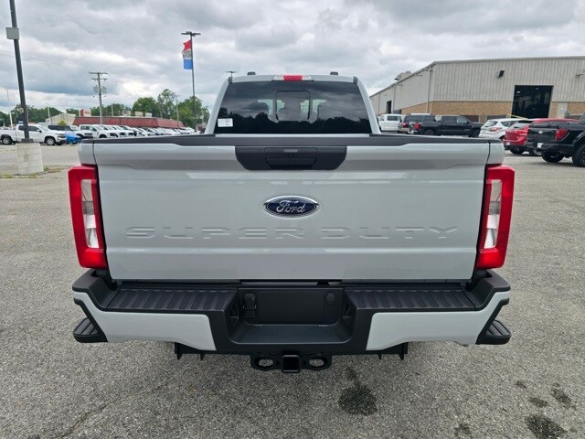 2026 Ford F-250 XL photo 4