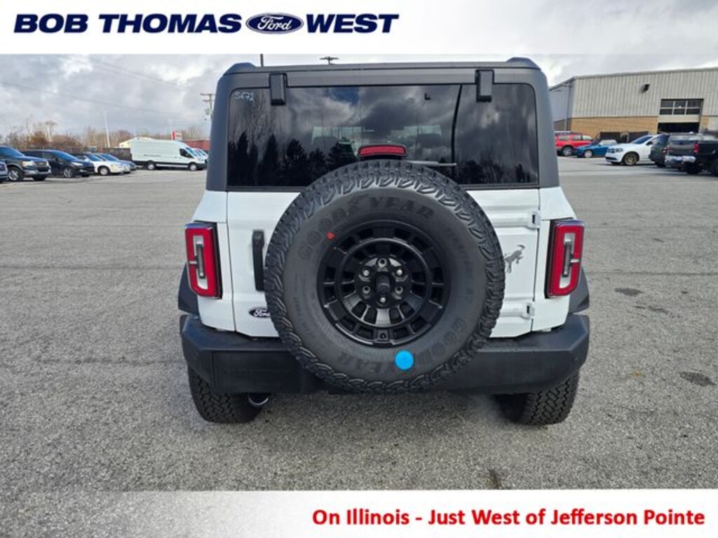 New 2026 Ford Bronco Outer Banks SUV