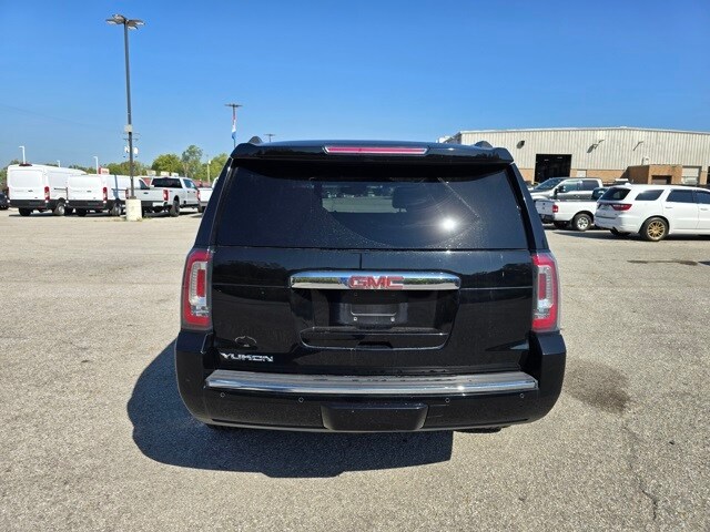 2018 Gmc Yukon Denali photo 3