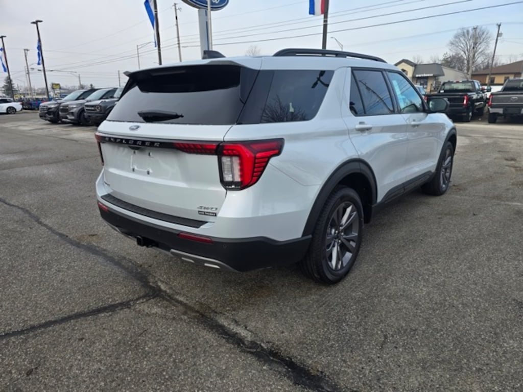 New 2026 Ford Explorer Active SUV