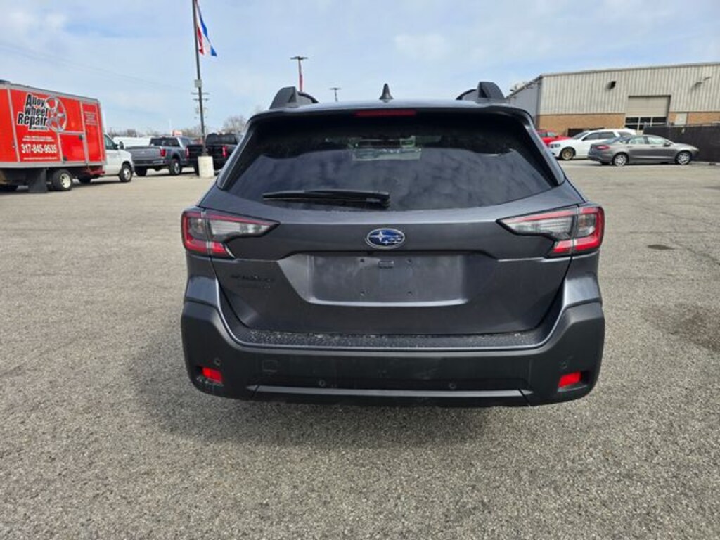 Used 2025 Subaru Outback Onyx Edition SUV