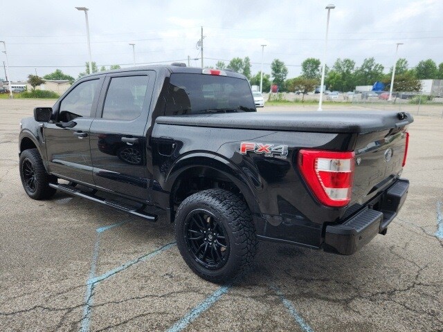 2021 Ford F-150 XL photo 3