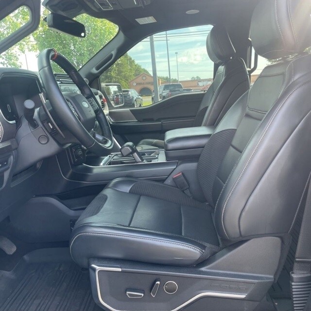 2022 Ford F-150 Raptor photo 2