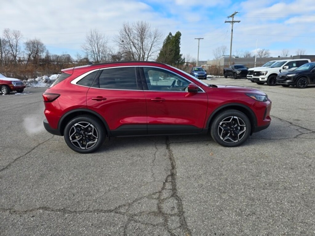 New 2026 Ford Escape Platinum SUV