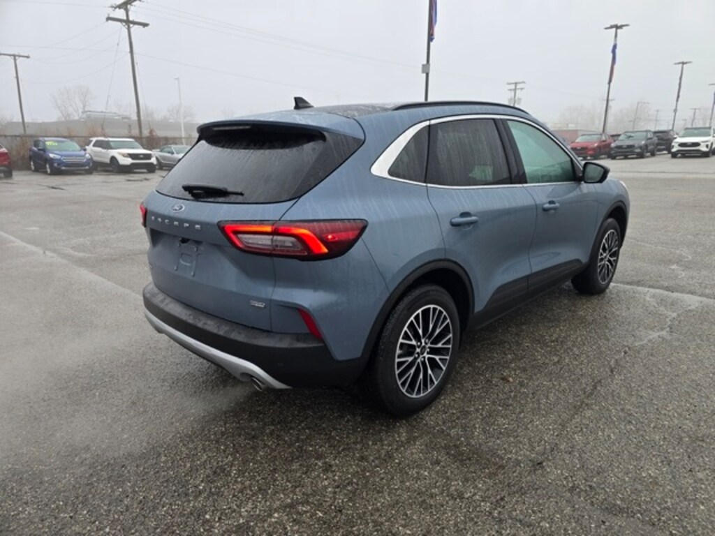 New 2026 Ford Escape Base SUV