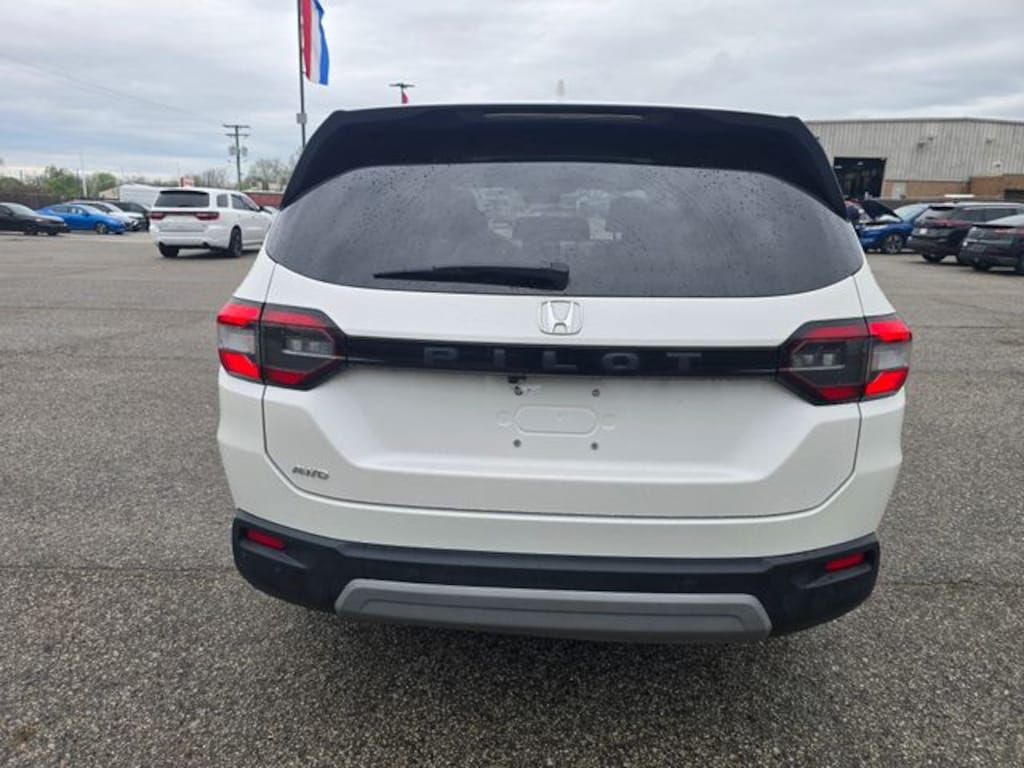 Used 2025 Honda Pilot EX-L SUV