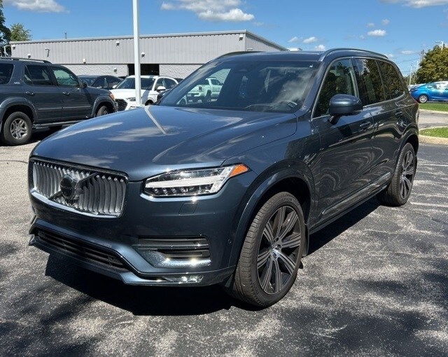 2023 Volvo XC90 Ultimate photo 3