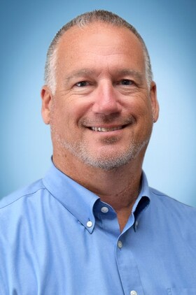 Staff member Steve Robb from ID_c6c1c4ae58a5