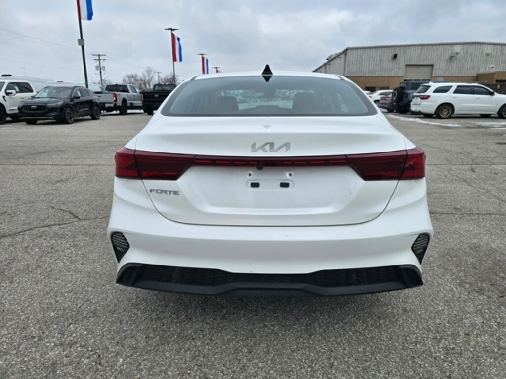 Used 2023 Kia Forte LXS Sedan