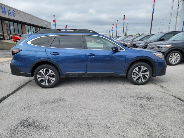 Used 2022 Subaru Outback Limited with VIN 4S4BTGND2N3146518 for sale in Fort Wayne, IN