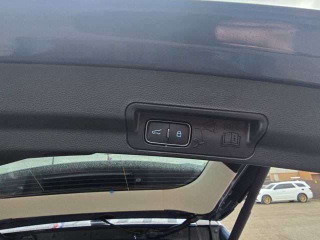 2026 Ford Explorer Active - Photo 14
