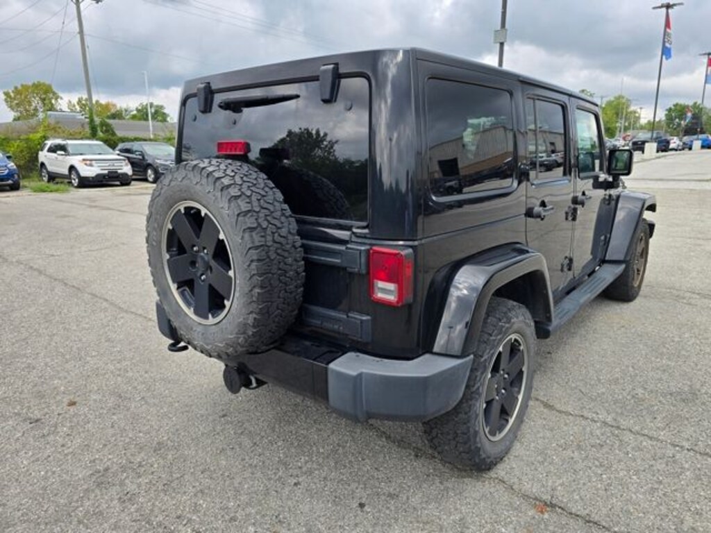 Used 2012 Jeep Wrangler Unlimited Sahara SUV