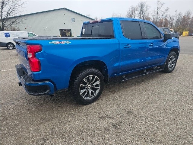 2023 Chevrolet Silverado 1500 RST photo 2