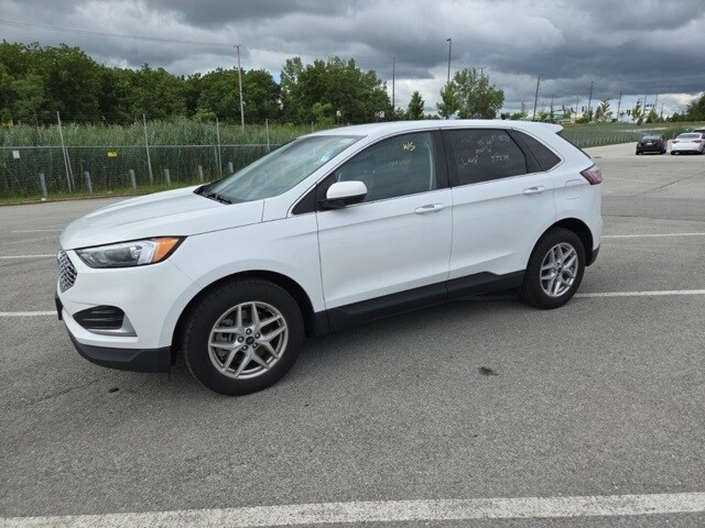 2023 Ford Edge SEL photo 3