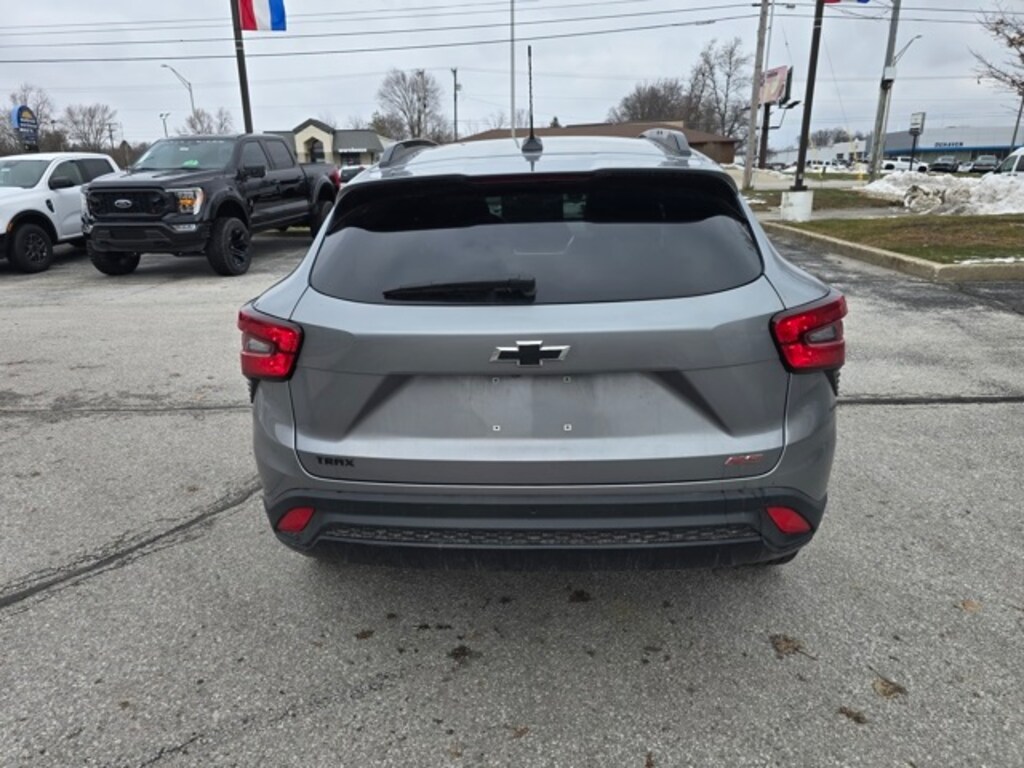 Used 2024 Chevrolet Trax 2RS SUV