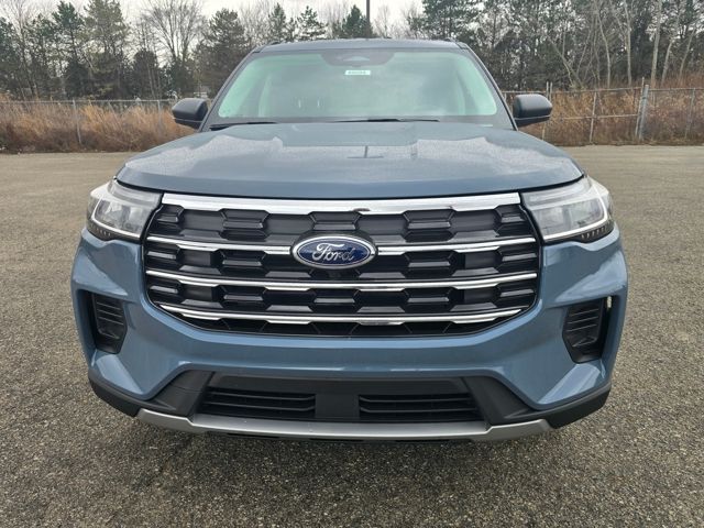 2026 Ford Explorer Active - Photo 8