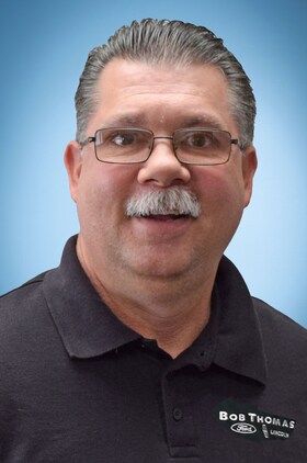 Staff member Craig Bradley from ID_c39358083c13