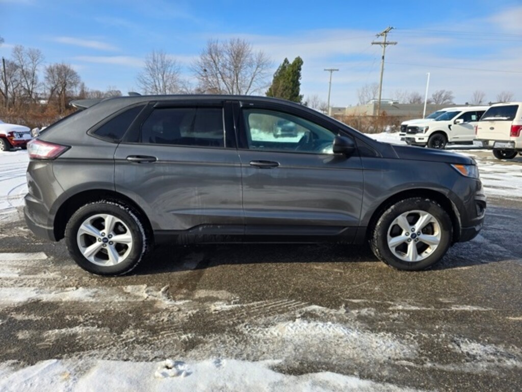 Used 2017 Ford Edge SE SUV