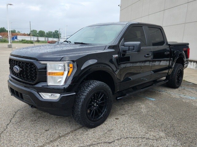 2021 Ford F-150 XL photo 2