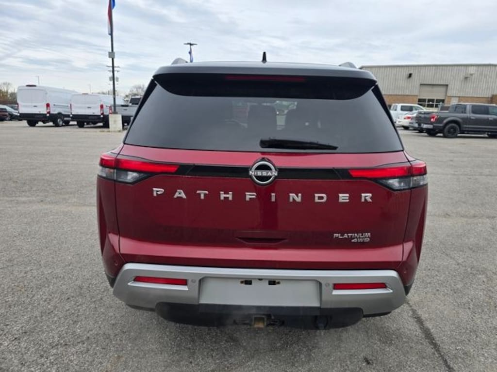 Used 2022 Nissan Pathfinder Platinum SUV