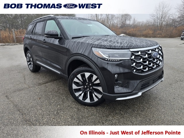 2026 Ford Explorer Platinum's photo