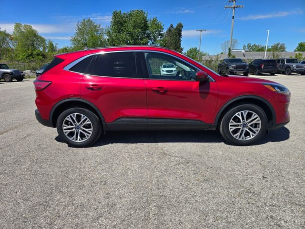 Used 2022 Ford Escape SEL SUV