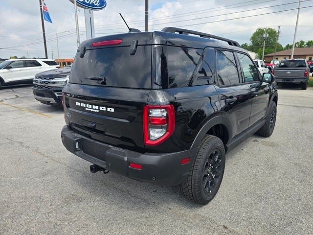 2025 Ford Bronco Sport Badlands photo 3