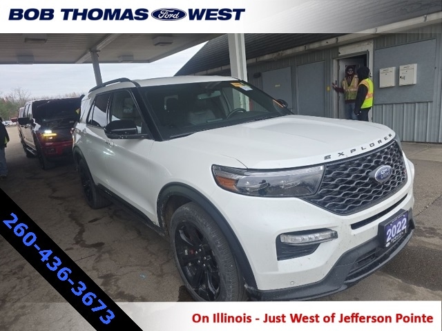 2022 Ford Explorer ST's photo