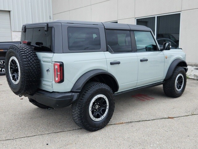 2023 Ford Bronco Badlands photo 4