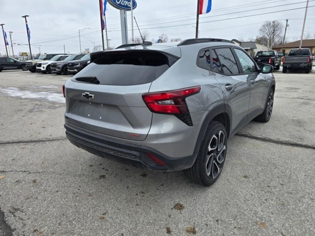 Used 2024 Chevrolet Trax 2RS SUV