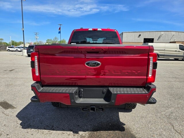 2025 Ford F-350 XLT photo 4
