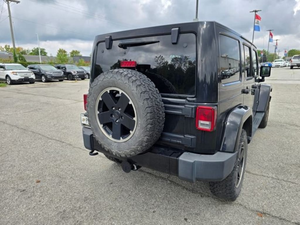 Used 2012 Jeep Wrangler Unlimited Sahara SUV