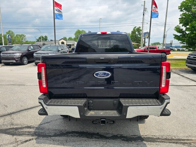 2025 Ford F-350 XLT photo 4