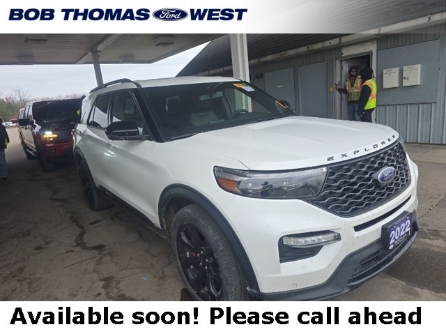 2022 Ford Explorer ST's photo
