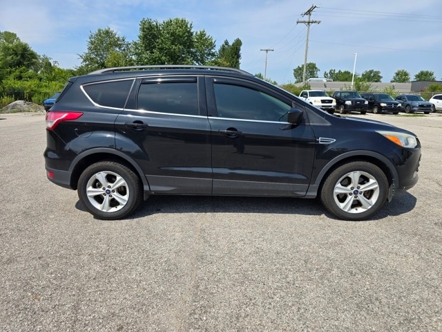 Used 2014 Ford Escape SE with VIN 1FMCU9G93EUB86140 for sale in Fort Wayne, IN