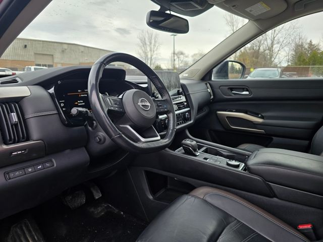 2022 Nissan Pathfinder Platinum - Photo 11