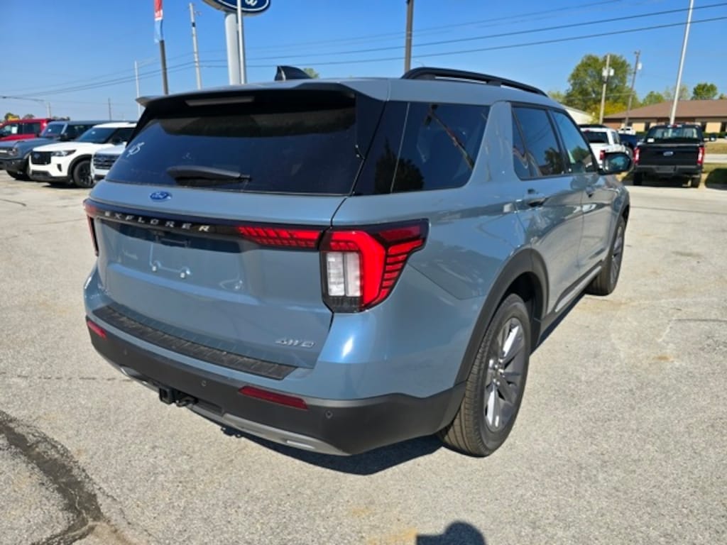 New 2025 Ford Explorer Active SUV