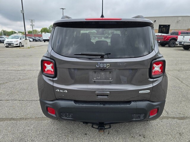 2020 Jeep Renegade Latitude photo 2