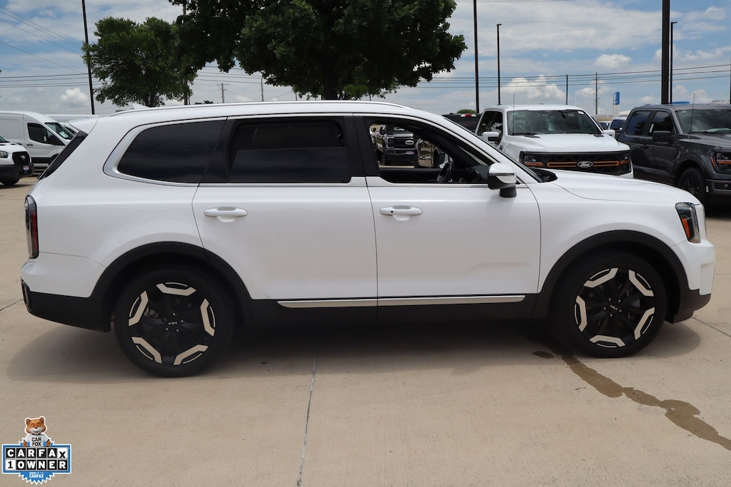 Used 2024 Kia Telluride EX SUV