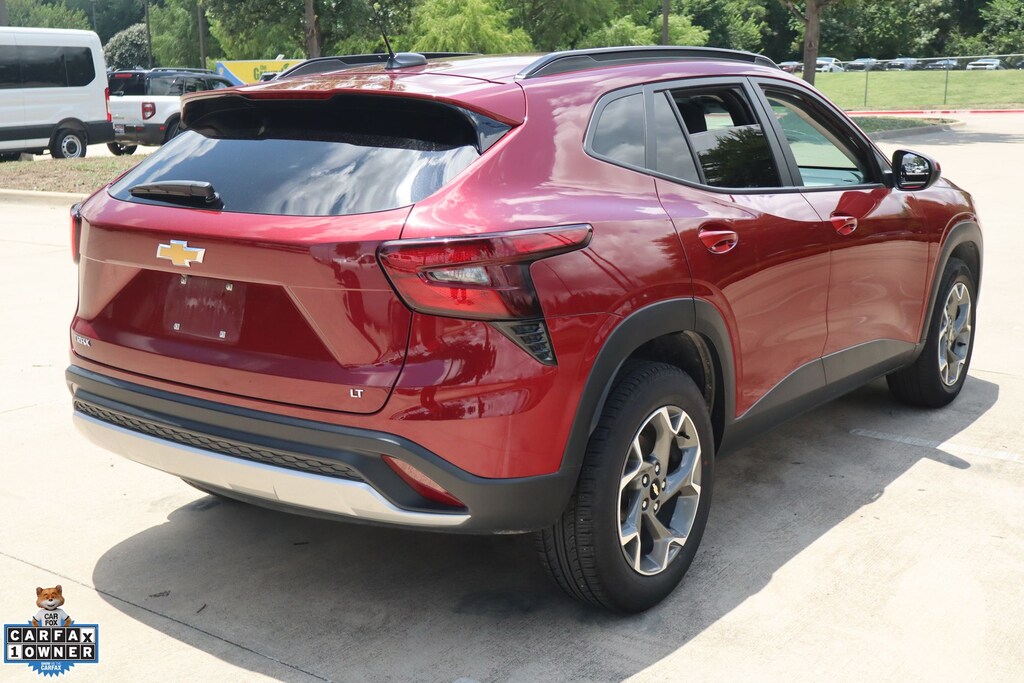Used 2024 Chevrolet Trax LT SUV
