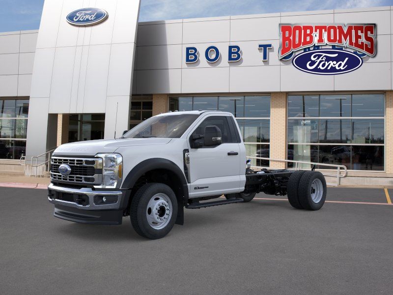 2025 Ford F-550 Super Duty Chassis Cab