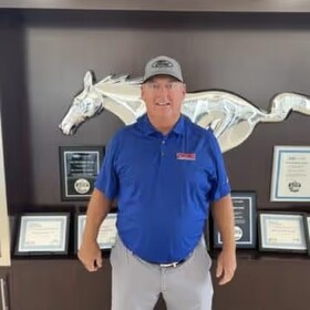 Staff member David Hall from ID_b7f960