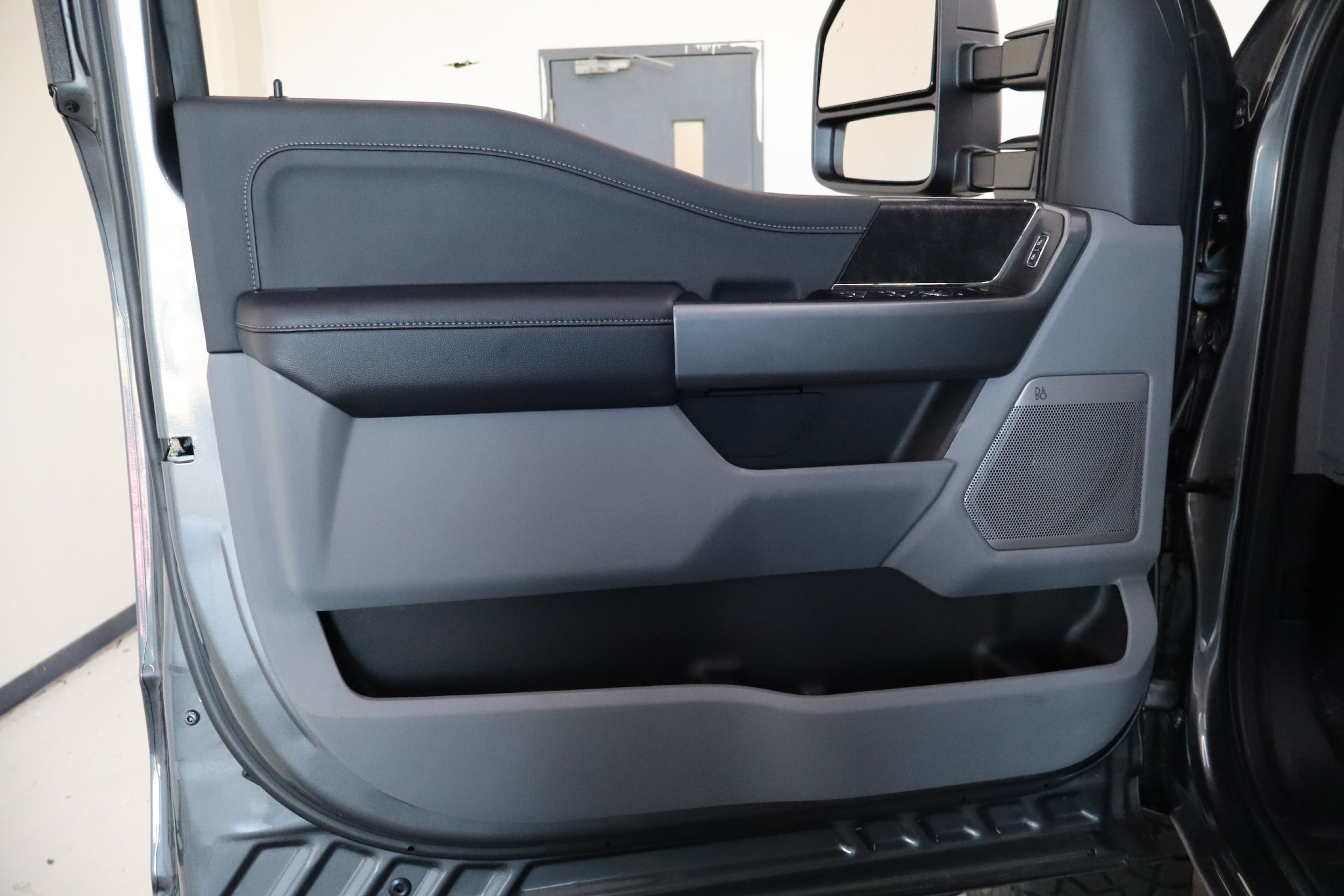 2026 Ford F-250 Super Duty XLT - Photo 12