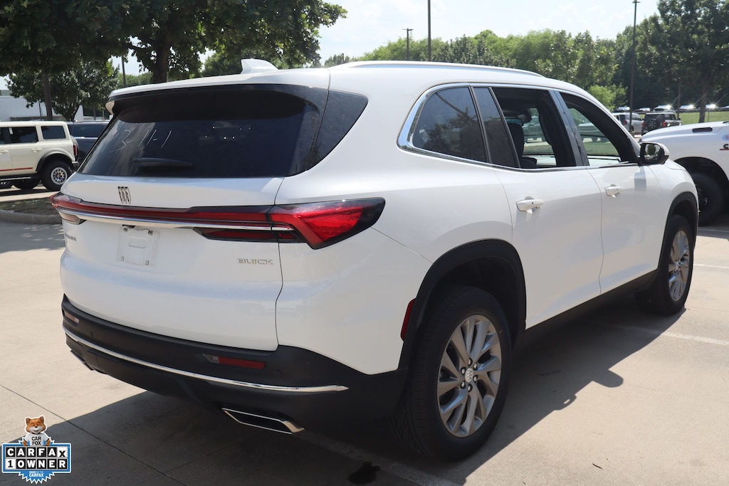 Used 2026 Buick Enclave Preferred SUV