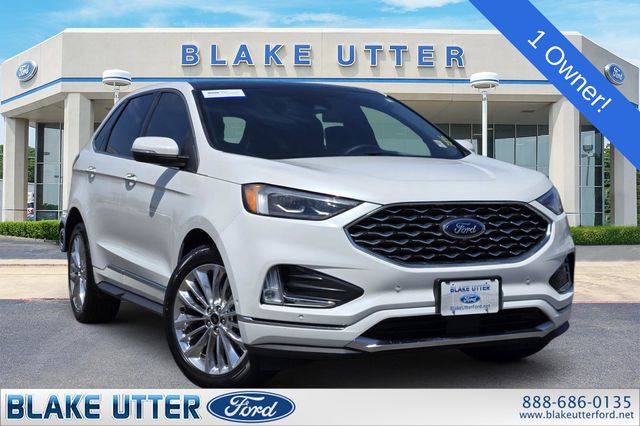 2022 Ford Edge Titanium AWD's photo