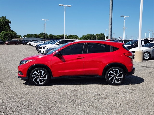 2019 Honda HR-V Sport photo 4